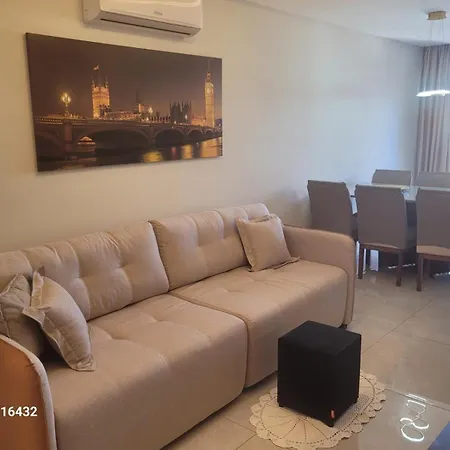 Apartamento novo luxo, 2 suítes, piscina aquecida no condomínio, 1 quadra do mar, completo-2